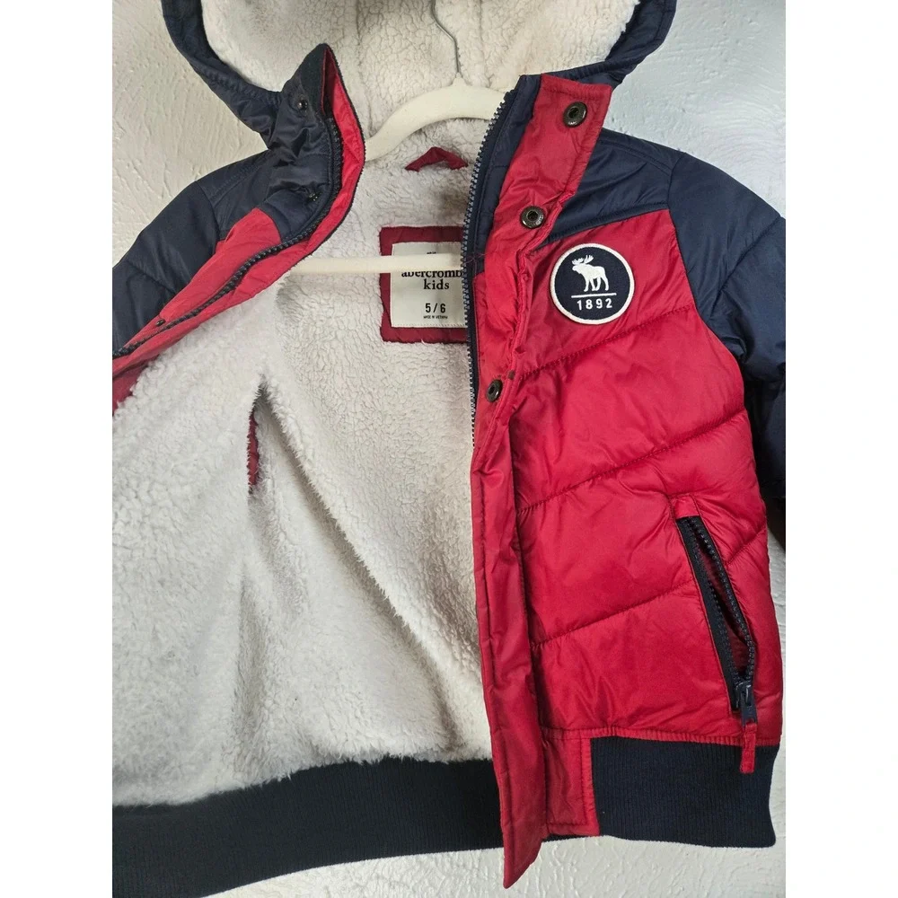 Abercrombie Kids Puffer Jacket Boys 5/6 Faux Shearling Lined Hooded Winter Coat